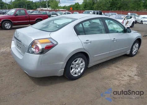 2009 Nissan Altima 2.5 S z USA, uszkodzony, nr VIN 1N4AL21E69N534031